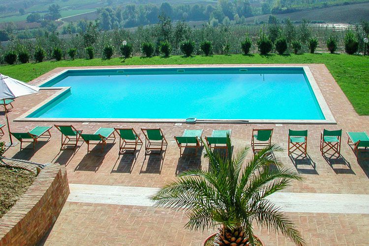 Toskana Ferienwohnung Belvedere im Agriturismo Azienda Sanguineti mit Pool und Wellness