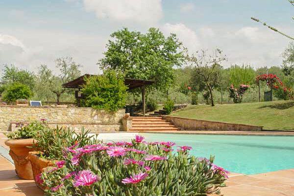 Ferienhaus Laura Toskana Agriturismo Artigiani Weingut für Paare Urlaub mit Pool