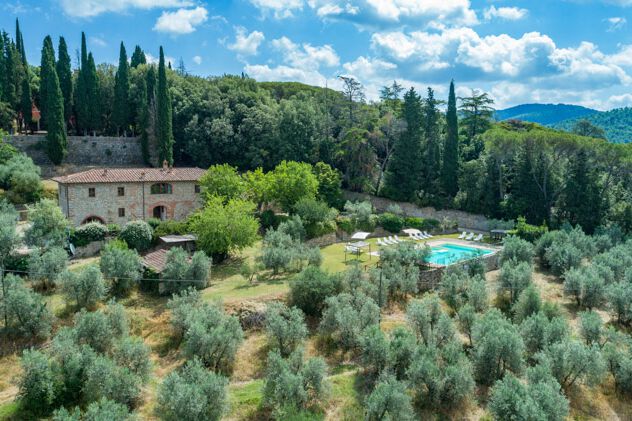 Toskana Agriturismo Ferienwohnung Gelsi im Chianti Weingut Casale Giglio mit Pool