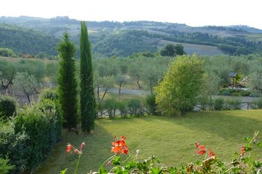 Weingut Atmosfera Toskana Ferienwohnungen und Zimmer mit Pool