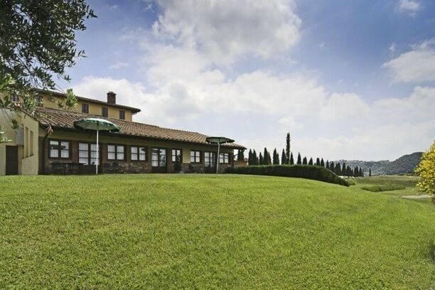 Ferienwohnung Giuggiolo Toskana Weingut Poderenuovo, Frühstück Pool