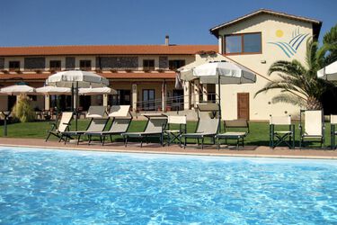 Weingut Agriturismo I Gemelli Ferienwohnungen Meer-nah in der Maremma, Toskana mit Pool und Tennis Platz