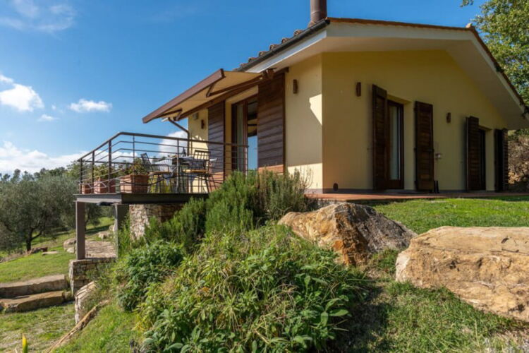 Häuschen Gialla im Agriturismo Appassionato mit Pool in Meeresnähe