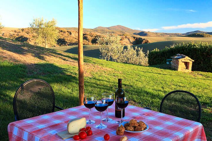 Ferienwohnung Ginestra Toskana Agriturismo Caccia Amici mit Pool für Paar Urlaub