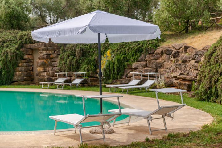 Toskana Ferienwohnungen Agriturismo Valpiana in der Maremma am Meer mit Pool und Frühstück Liegeplatz