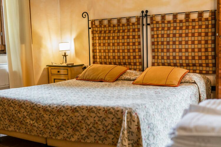 Doppelzimmer Geranio im Toskana Agriturismo Montealbino mit Pool und Restaurant
