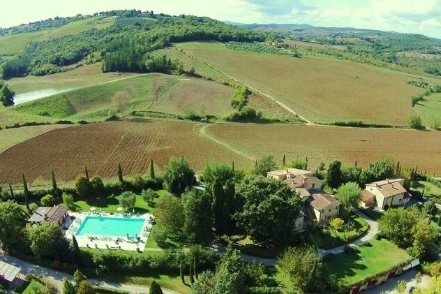 Toskana Ferienwohnung Fiesole im Landgut La Campagna mit Pool für Urlaub mit Hund