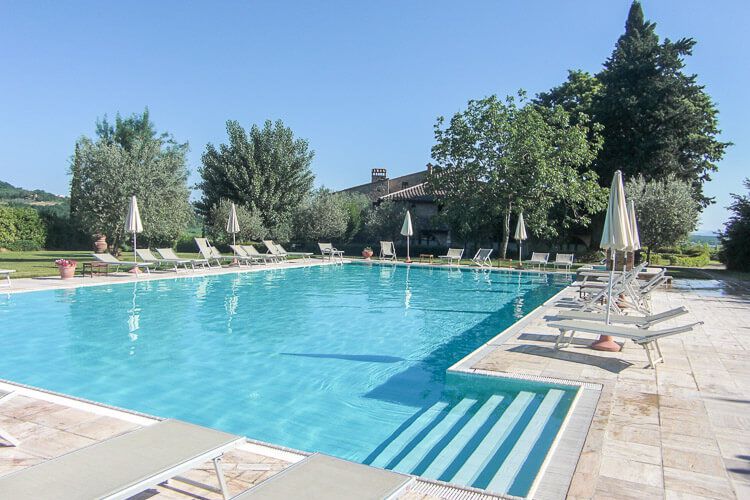 Toskana Ferienwohnung Volterra mit Pool, im Landgut La Campagna