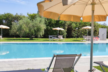 Agriturismo La Pietra Toskana Weingut mit Ferienwohnungen und Pool