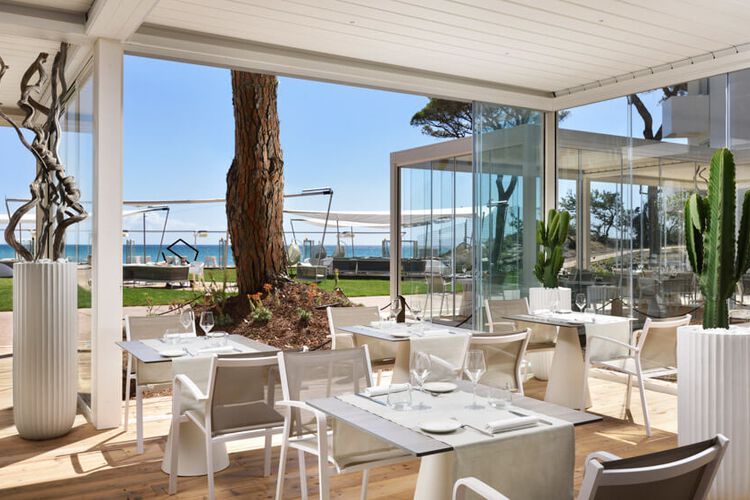 Doppelzimmer Superior mit Meerblick im Toskana Luxus-Hotel Relais Pineta mit Pool am Meer