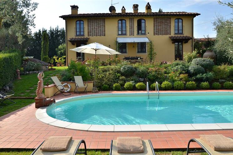 Toskana Ferienhaus Casa Carina mit Pool im Chianti bei San Gimignano