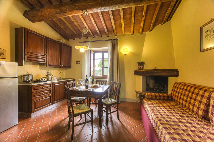 Ferienwohnung Chiu Tenuta Sticciano Toskana Agriturismo und Weingut mit Pool Küche