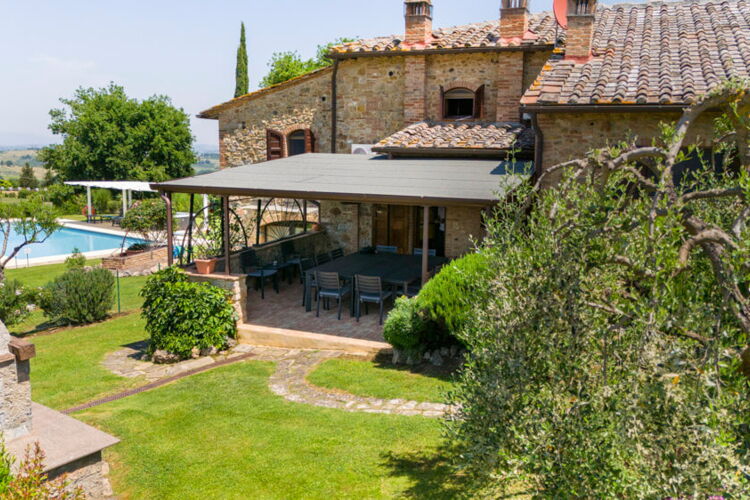 Toskana Ferienhaus Villa Francigena in Alleinlage mit Pool bei San Gimignano