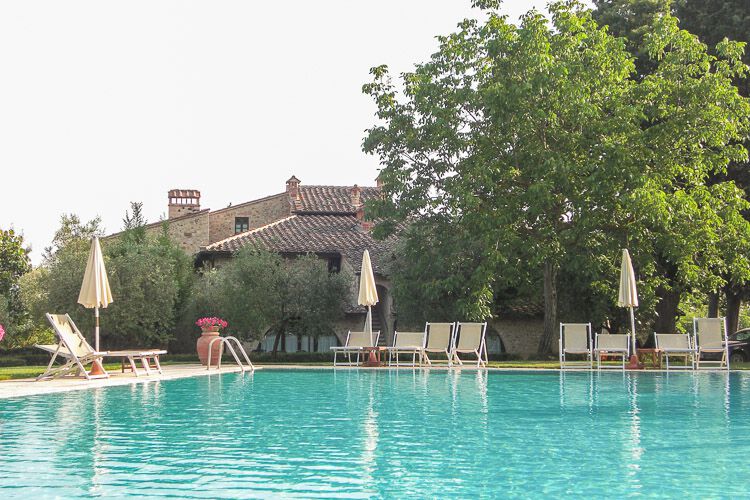 Toskana Ferienwohnung Casole im Landgut La Campagna mit Pool bei Siena