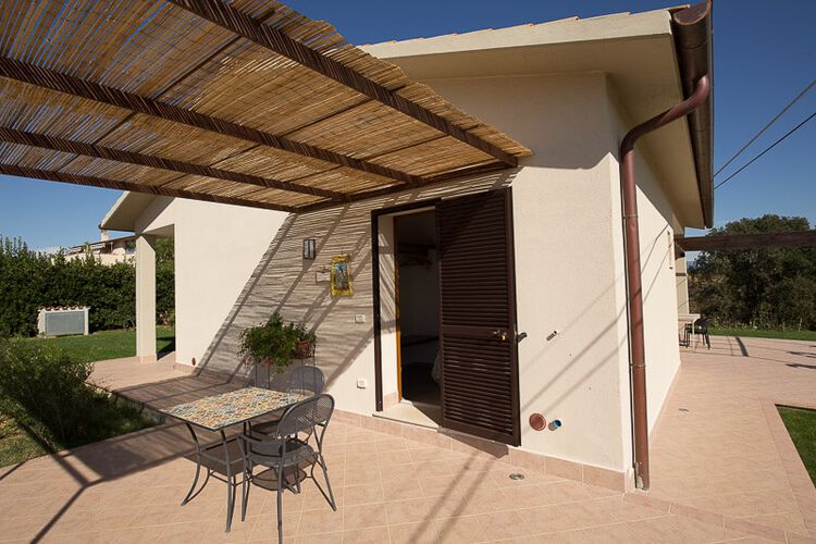 Doppelzimmer Meria Toskana Agriturismo Le Stelle mit Pool und Weingut am Meer der Maremma