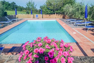Agriturismo Artigiani Ferienwohnungen - Toskana Weingut im Chianti mit Pool familienfreundlich