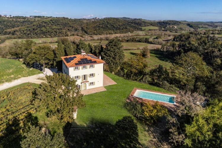 Doppelzimmer Deluxe Blu, B&B Il Paesaggio, Toskana Boutique B&B Hotel Il Paesaggio mit Pool bei Volterra