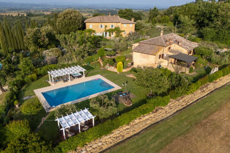 Toskana Ferienhaus Villa Francigena in Alleinlage mit Pool bei San Gimignano