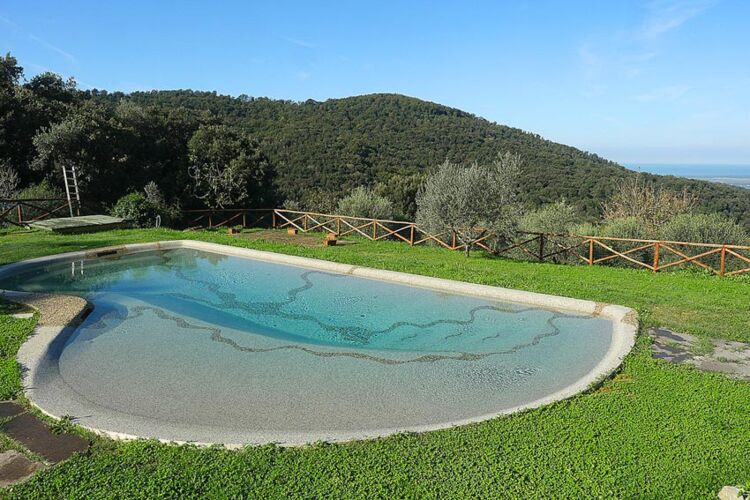 Ferienwohnung Limoni im Agriturismo Castagneto mit Meerblick