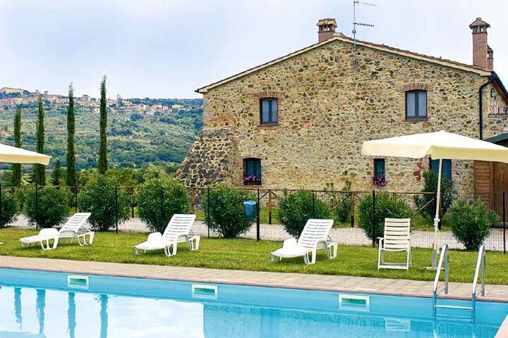 Agriturismo Il Cicalino Süd-Toskana Ferienwohnungen am Meer mit Pools und Restaurant