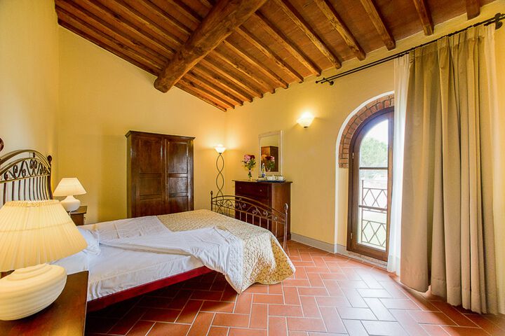 Ferienwohnung Pispola Tenuta Sticciano Toskana Agriturismo und Weingut mit Pool schlafen 2