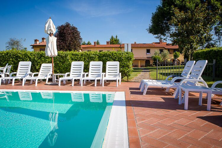 Toskana Ferienwohnung Colorino Weingut Agriturismo Casentino - für Familien mit Pool und Frühstück