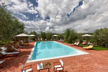 Weingut I Greppi Ferienwohnungen im Chianti mit Pool, Frühstück und Abendessen