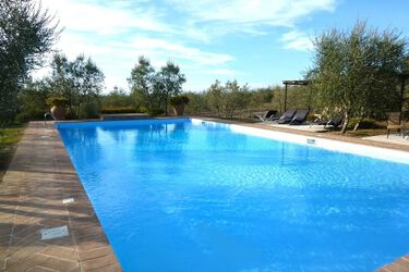 Weingut Atmosfera Toskana Ferienwohnungen und Zimmer mit Pool