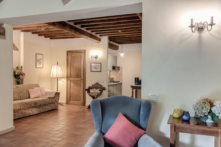 Toskana Ferienwohnung Siena mit Terrasse und Pool bei San Gimignano im Landgut La Campagna