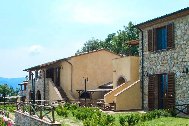 Toskana Ferienwohnung Nr. 18 im Borgo del Monte, für einen Familien-Urlaub, Pool mit Ausblick