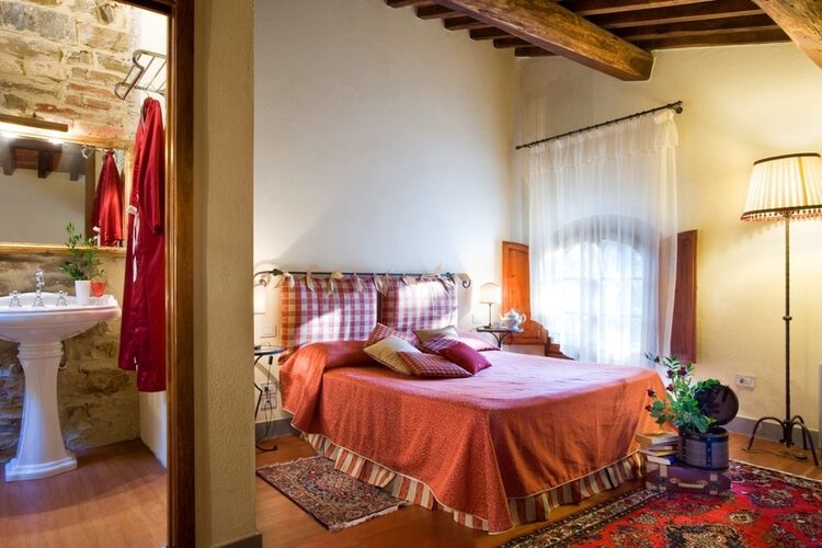 Familienzimmer im Toskana Landgut Atmosfera, Hotel mit Pool
