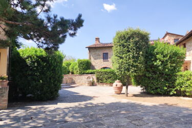 Agriturismo La Pietra Toskana Weingut mit Ferienwohnungen und Pool