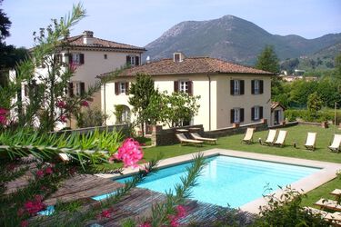 Hotel La Villa Toskana Luxushotel mit Pool bei Lucca