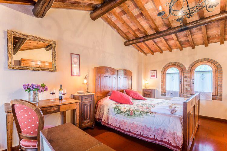 Doppelzimmer Nr. 4 Pesca in Albergo Settimo Cielo, mit Pool und Toskana-Panorama