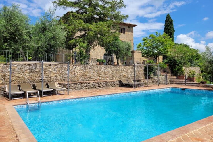 Toskana Ferienwohnung Minore im Agriturismo Casciano mit Pool und Val d'Orcia Panorama