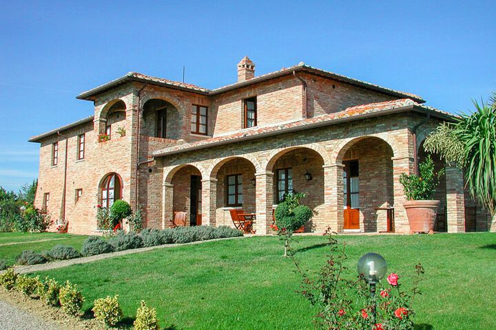 Toskana Ferienwohnung Dolce Dormire im Weingut Azienda Sanguineti, Pool und Frühstück