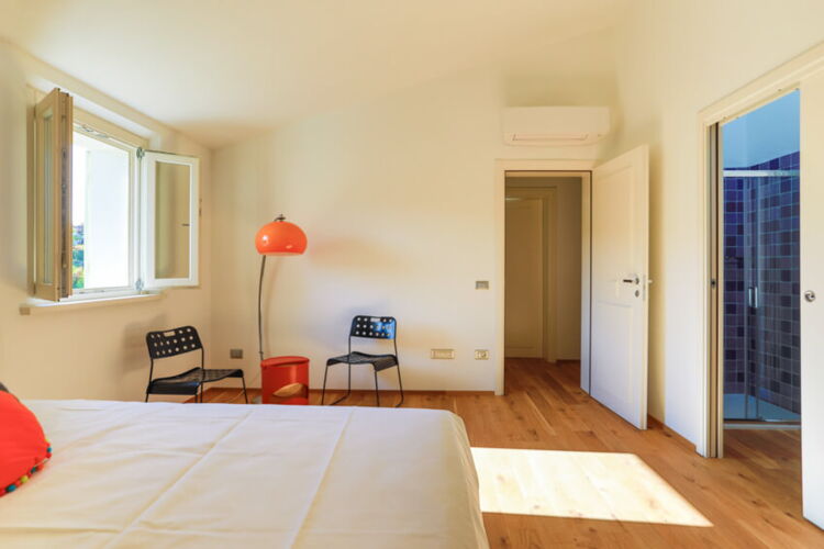 Doppelzimmer Deluxe Blu, B&B Il Paesaggio, Toskana Boutique B&B Hotel Il Paesaggio mit Pool bei Volterra