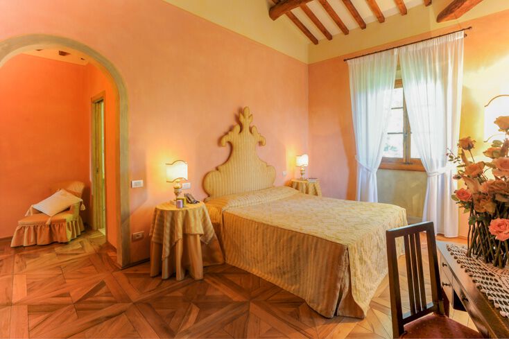 Doppelzimmer Superior Nr. 5 im Toskana Weingut Tenuta Sticciano, Paar-Urlaub mit Pool im Chianti