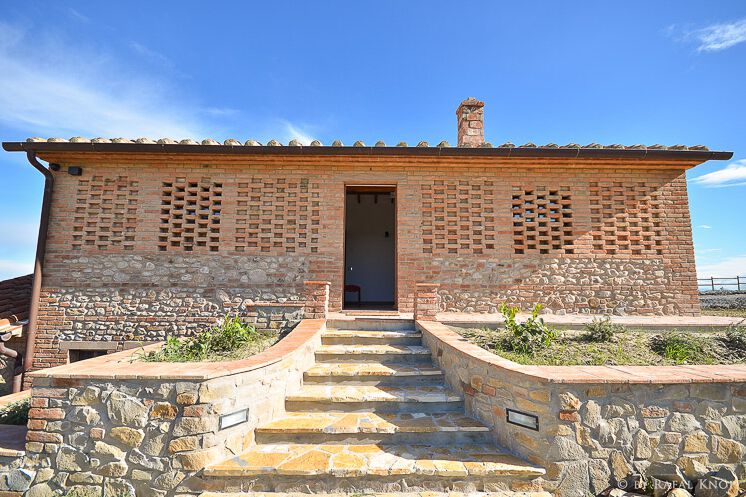 Villa Era alleinstehendes Toskana Ferienhaus mit Pool bei Volterra