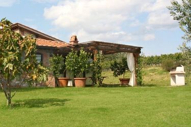 Il Vigneto Toskana Weingut meernah mit Ferienwohnungen und Pool