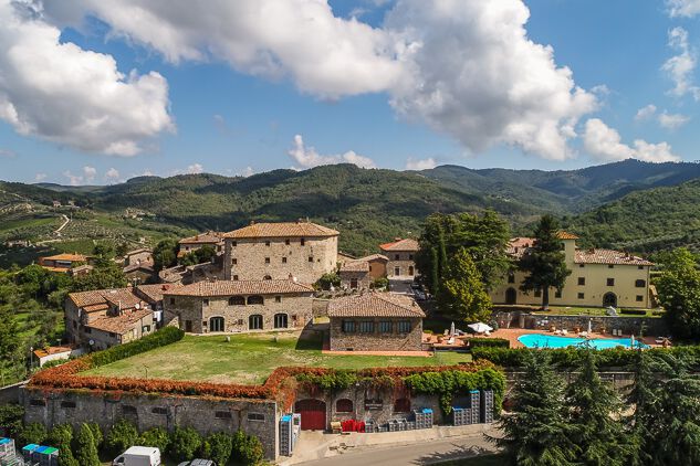 Doppelzimmer Superior Fabbro Toskana Weingut La Vite im Chianti mit Pool und Restaurant