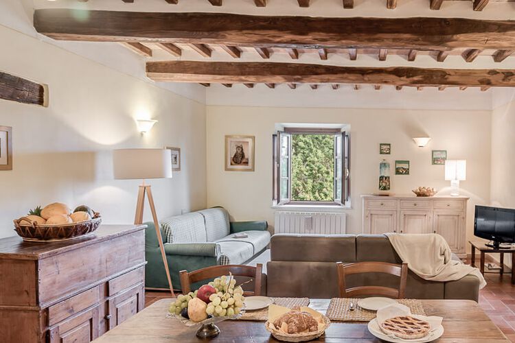 Toskana Ferienwohnung Crete mit Pool, im Landgut La Campagna für 3 Personen mit Hund