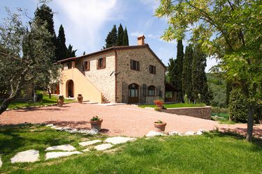 Agriturismo Casa Graziosa kinderfreundliche Toskana Ferienwohnungen mit Pool zwischen Meer und Volterra