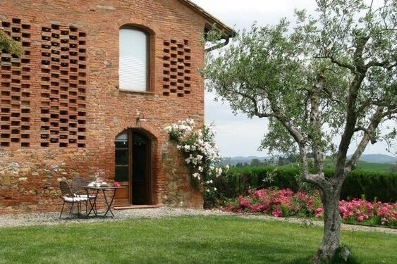 Ferienwohnung Olmo im Toskana Weingut Poderenuovo mit Pool und Restaurant, Terrasse