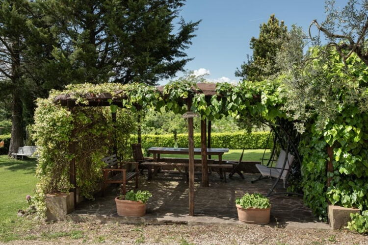 Toskana Ferienwohnung Colorino Weingut Agriturismo Casentino - für Familien mit Pool
