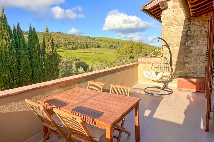Ferienwohnung Biancospino Relais di Paola, Panorama-Pool, Familien-Urlaub