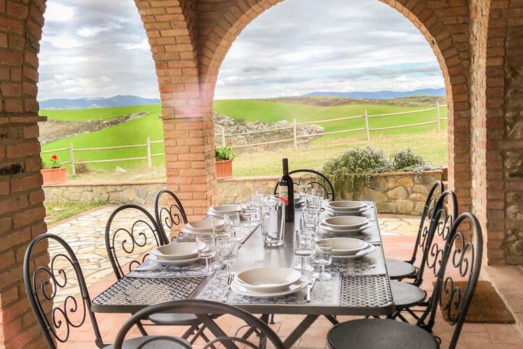 Villa Era alleinstehendes Toskana Ferienhaus mit Pool bei Volterra