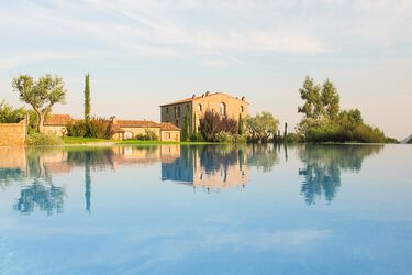 Toskana Agriturismo Il Chiostro Vecchio am Meer, Ferienwohnungen mit Pool und Restaurant