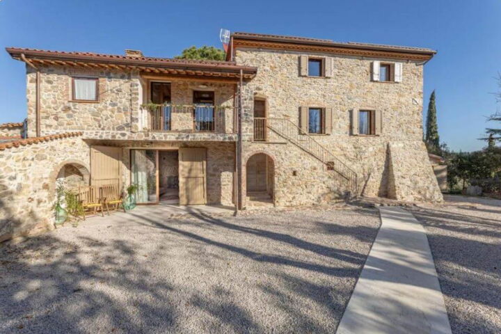 Podere Puccini toskanisches Landgut bei Suvereto mit Pool nah am Meer