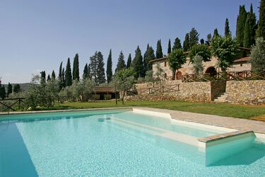 Toskana Agriturismo Casale Giglio 3 Ferienwohnungen mit Pool im Chianti Weingut